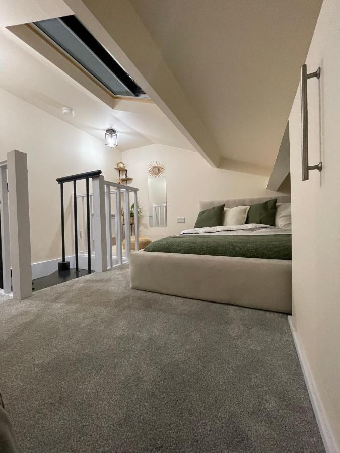 Unique Duplex Apartment Free Parking Free Wi-Fi 6 Minutes From Leeds City Centre Esterno foto