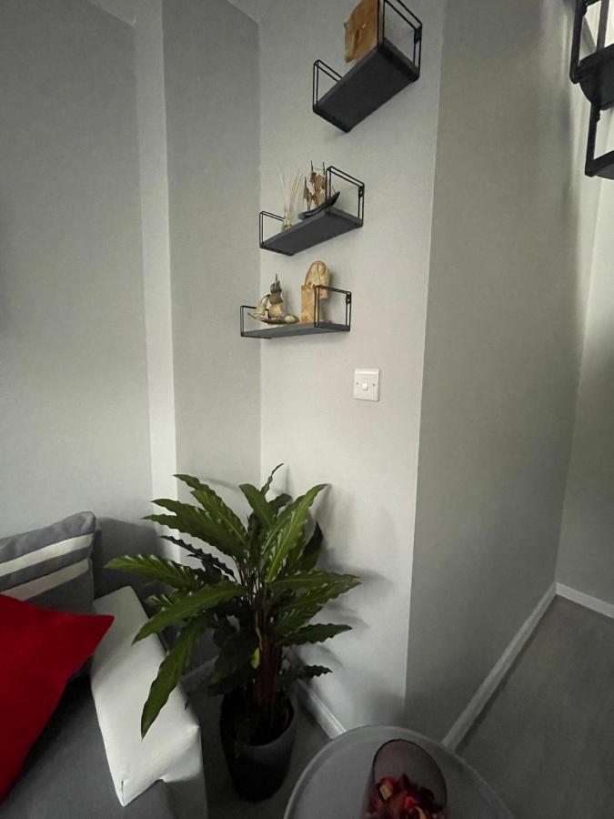 Unique Duplex Apartment Free Parking Free Wi-Fi 6 Minutes From Leeds City Centre Esterno foto